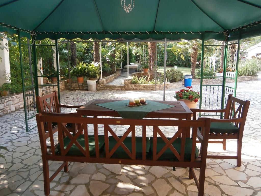 Apartments Nela Poreč Zewnętrze zdjęcie
