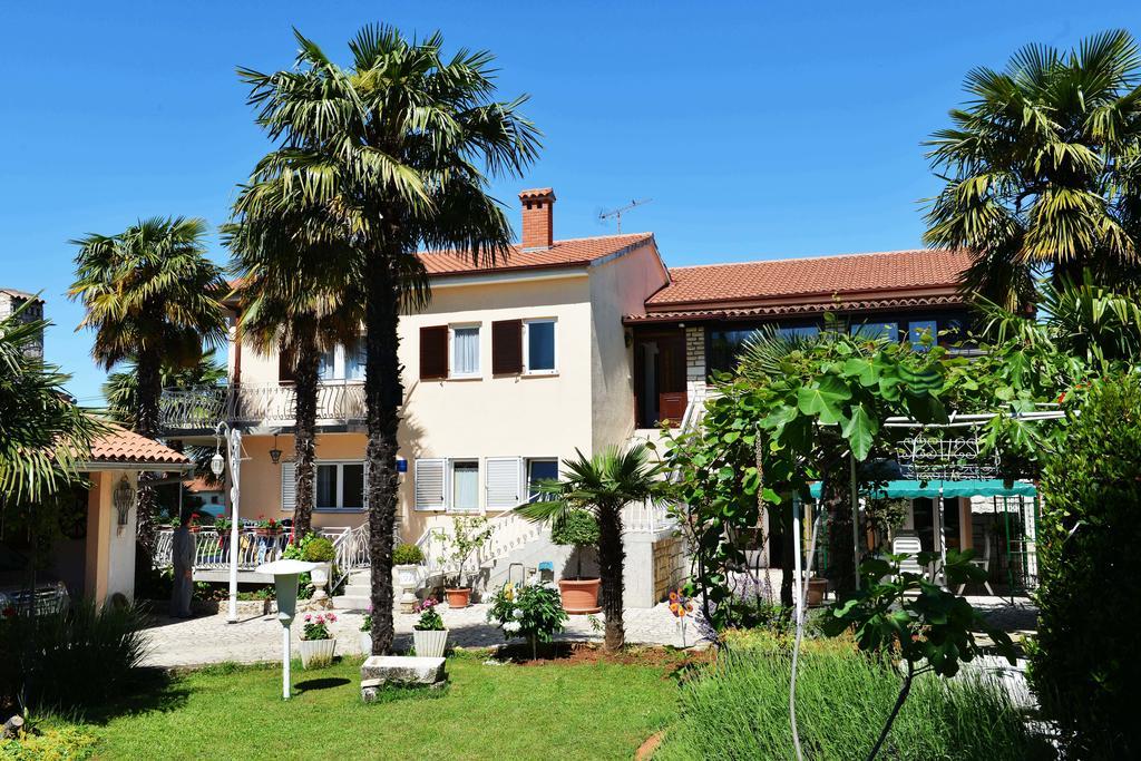 Apartments Nela Poreč Zewnętrze zdjęcie