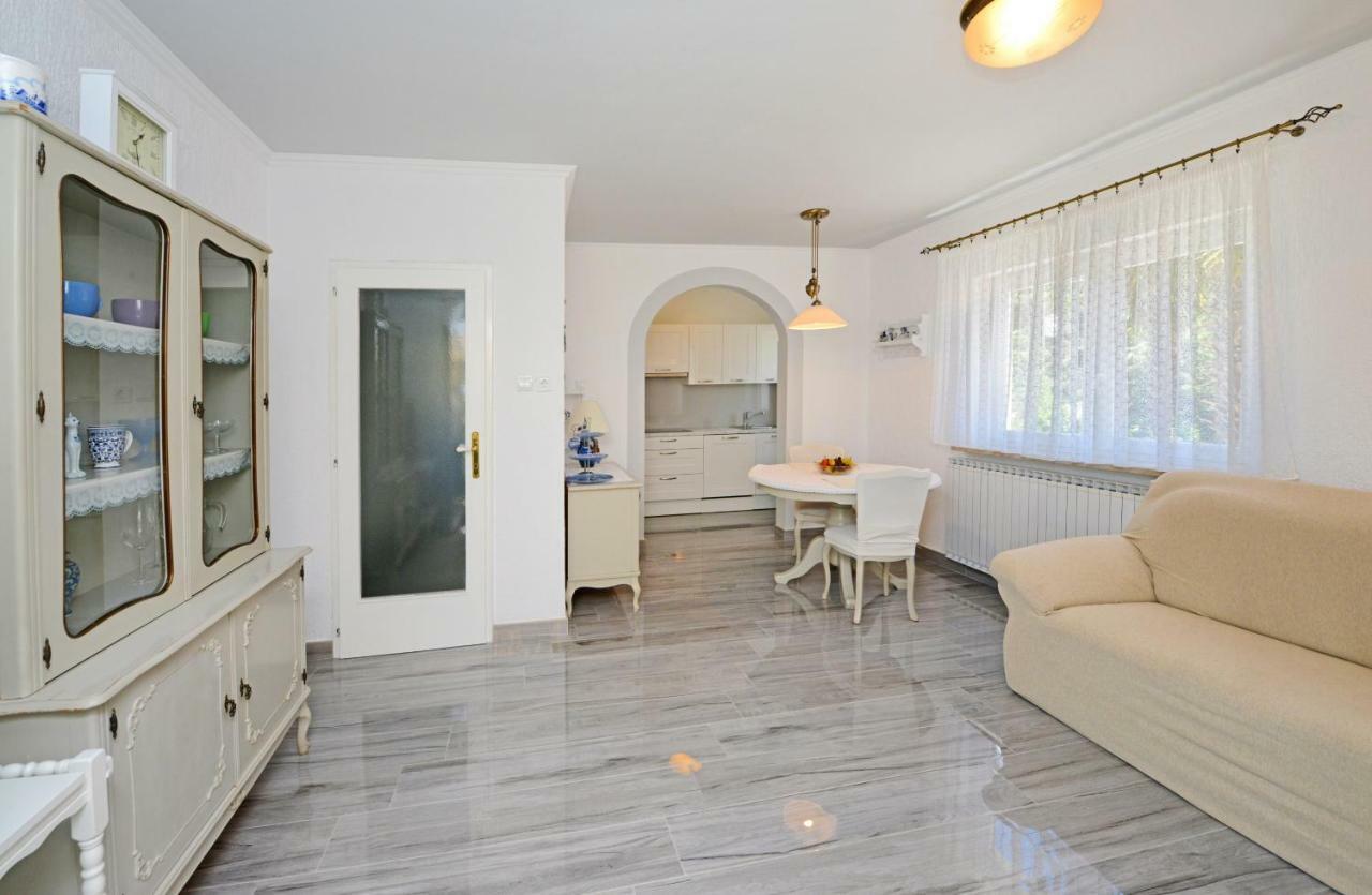 Apartments Nela Poreč Zewnętrze zdjęcie